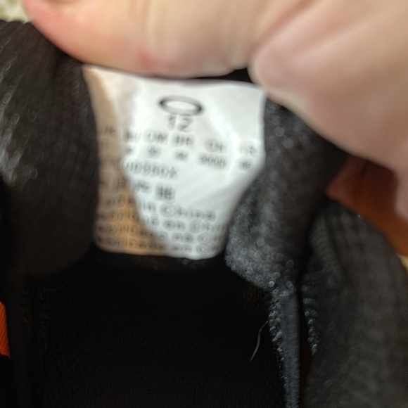 Oakley size 12 like new sneakers - Picture 3 of 6